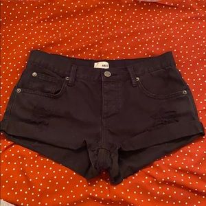 Amuse black jean shorts